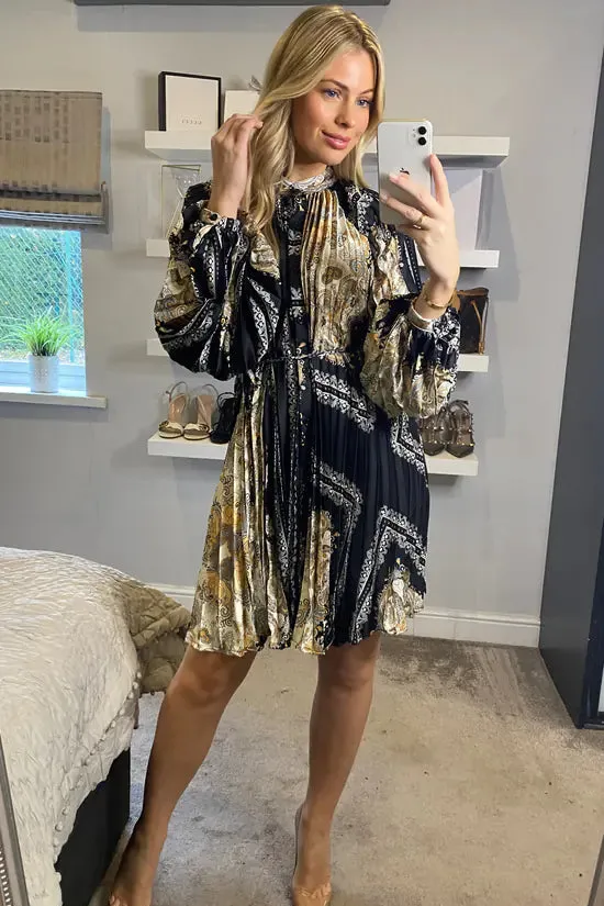 (4P.PACK) Black and Gold Print Scarf print Full pleated Shirt dress