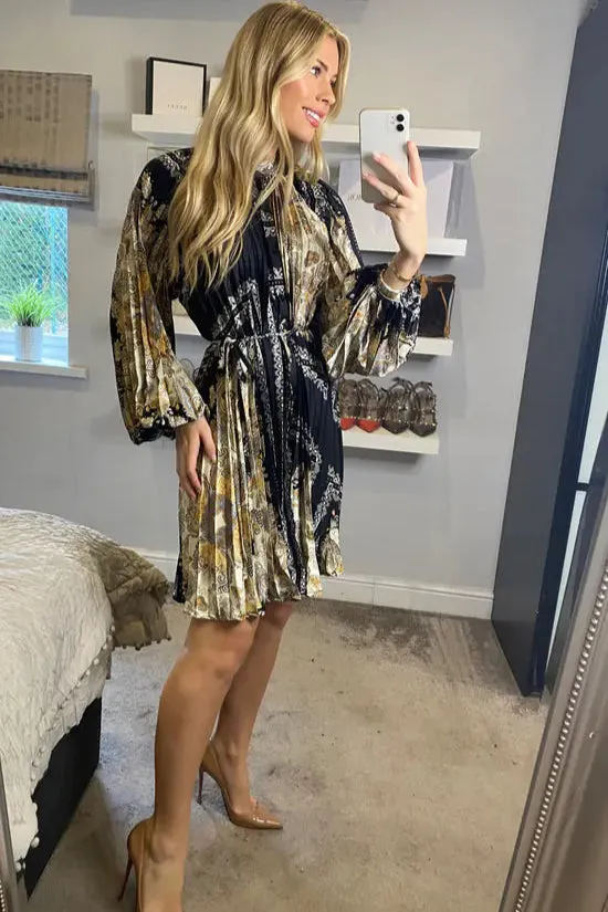 (4P.PACK) Black and Gold Print Scarf print Full pleated Shirt dress