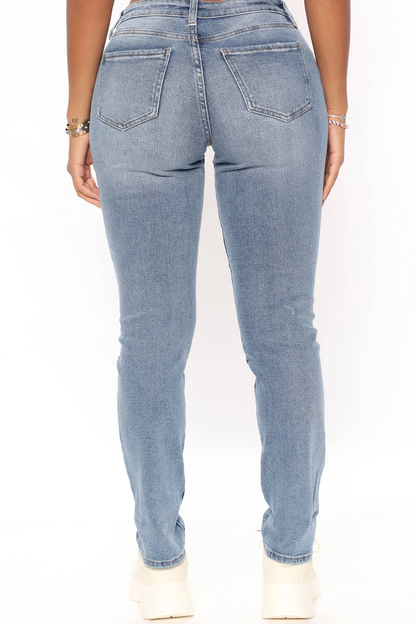 Be Here Now Boyfriend Jeans - Medium Wash