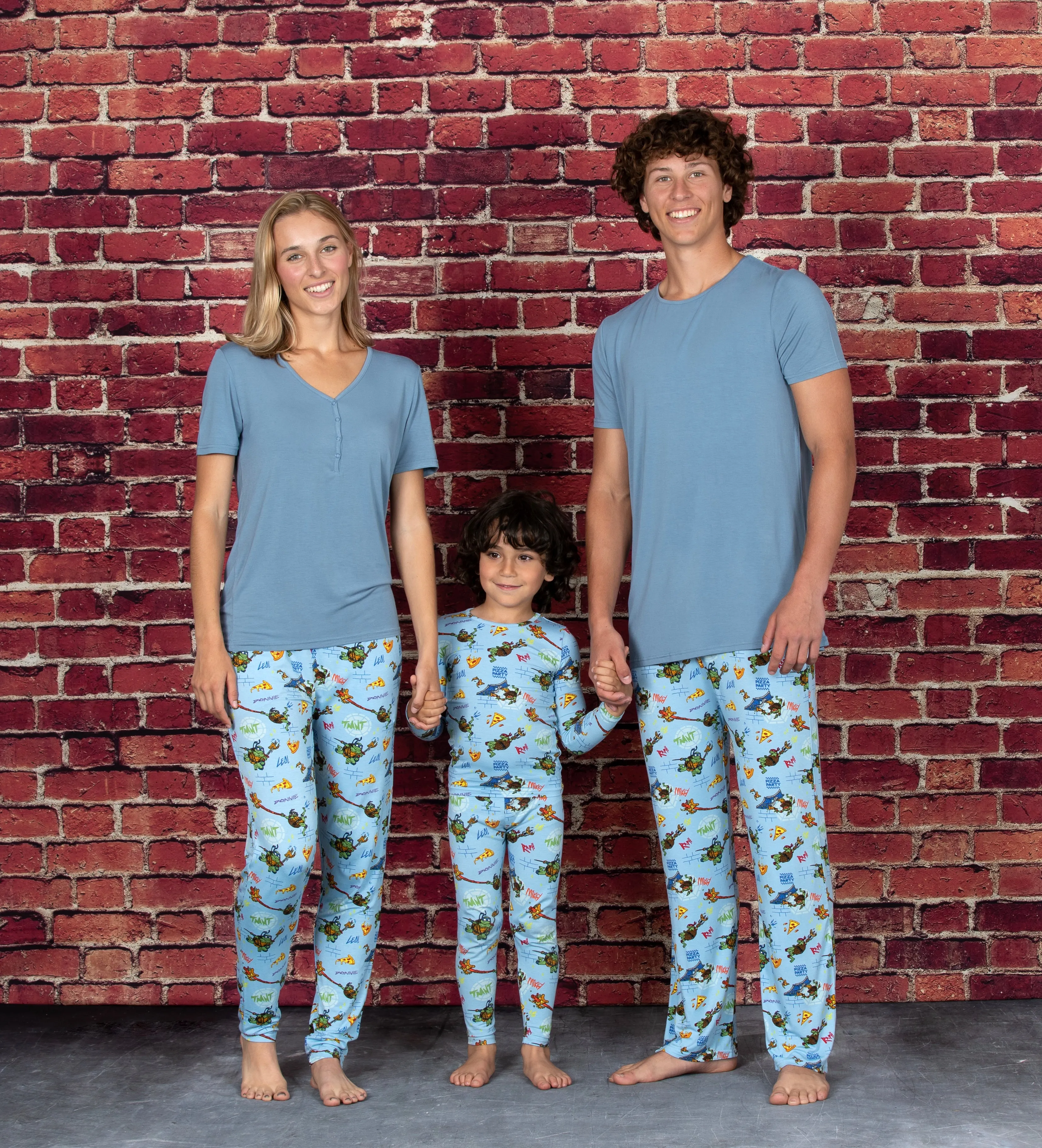Bellabu Bear Women's 2 piece Short Sleeve PJ Set - Teenage Mutant Ninja Turtles Mutant Mayhem