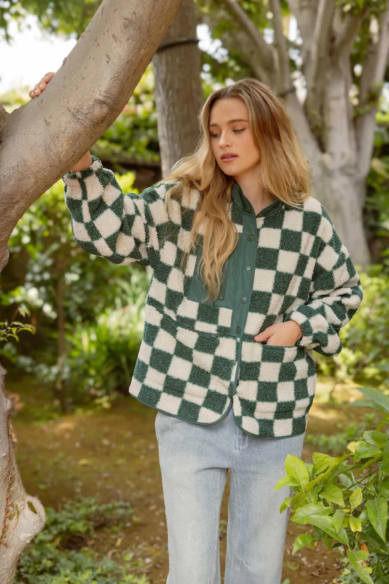 CHECKERED SNAP BUTTON FLEECE JACKET