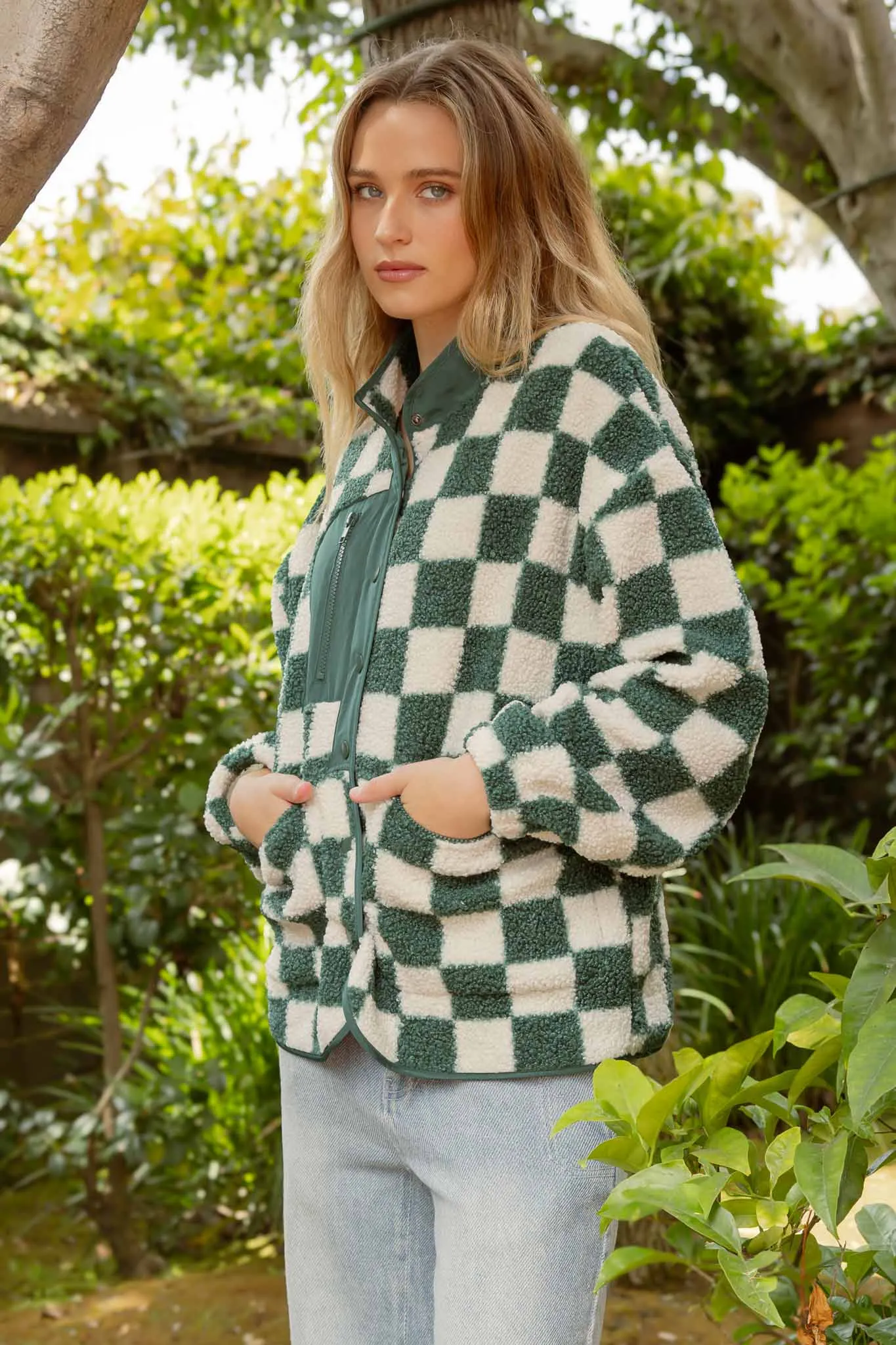 CHECKERED SNAP BUTTON FLEECE JACKET