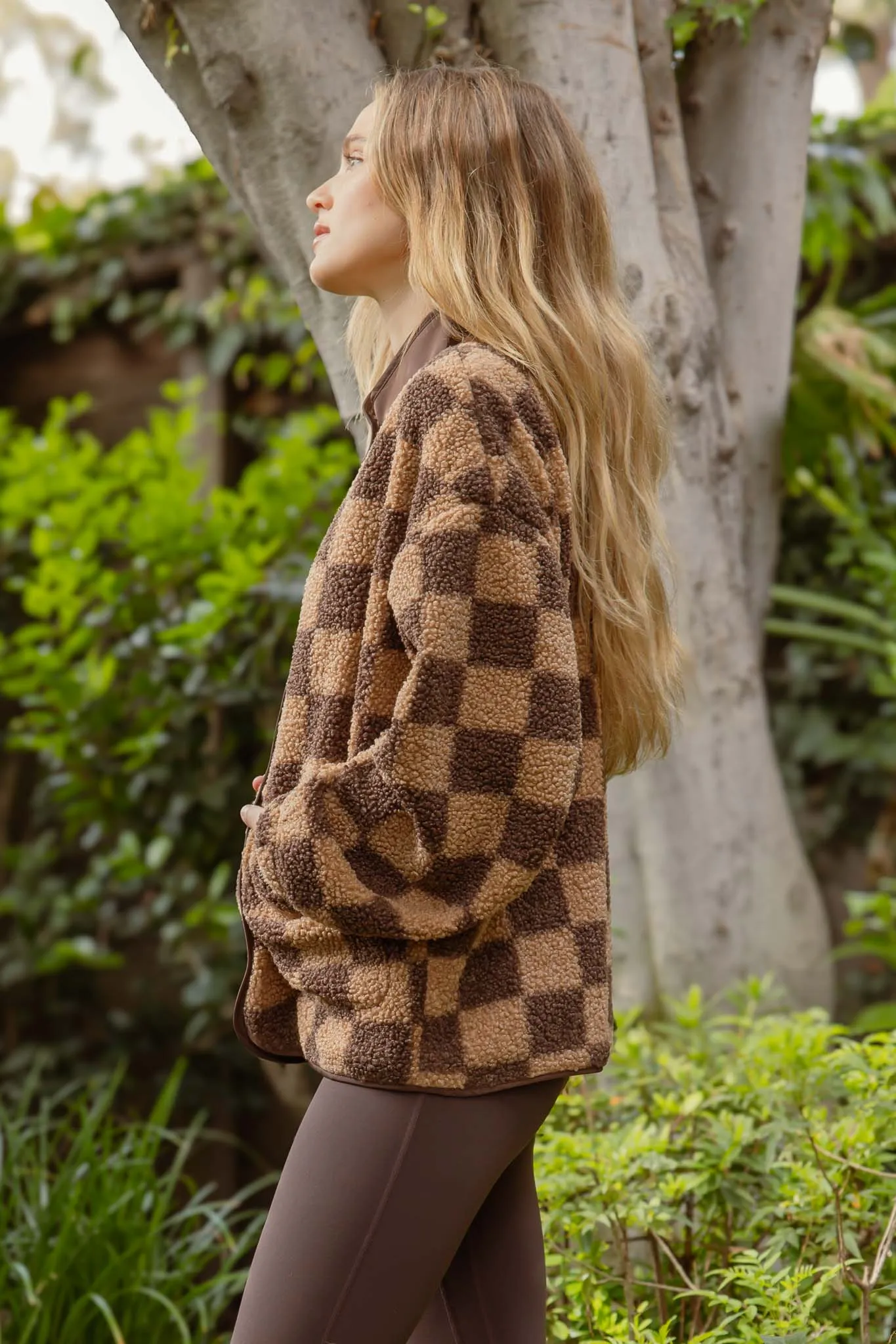 CHECKERED SNAP BUTTON FLEECE JACKET
