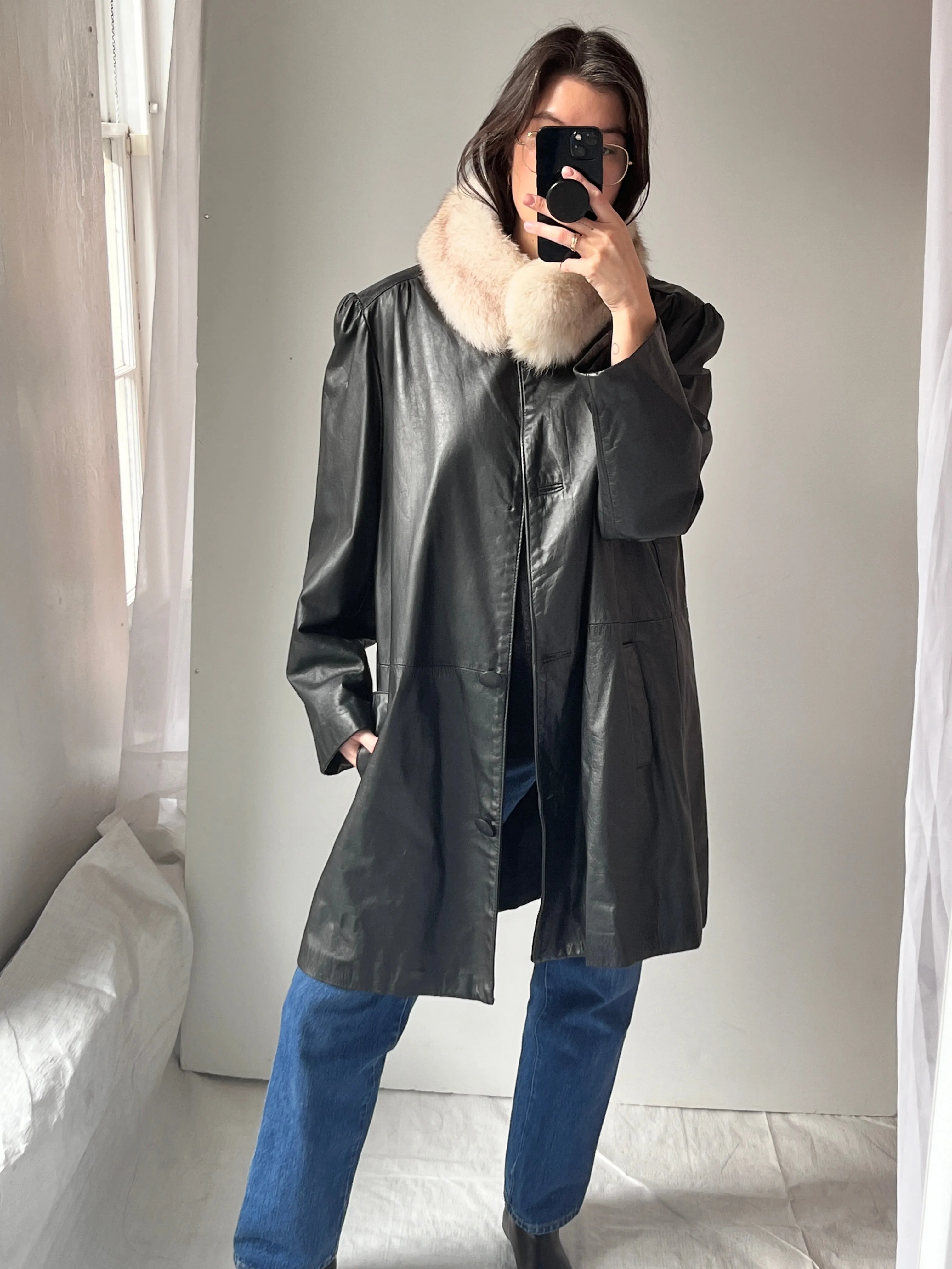 D’esprit leather and fur coat