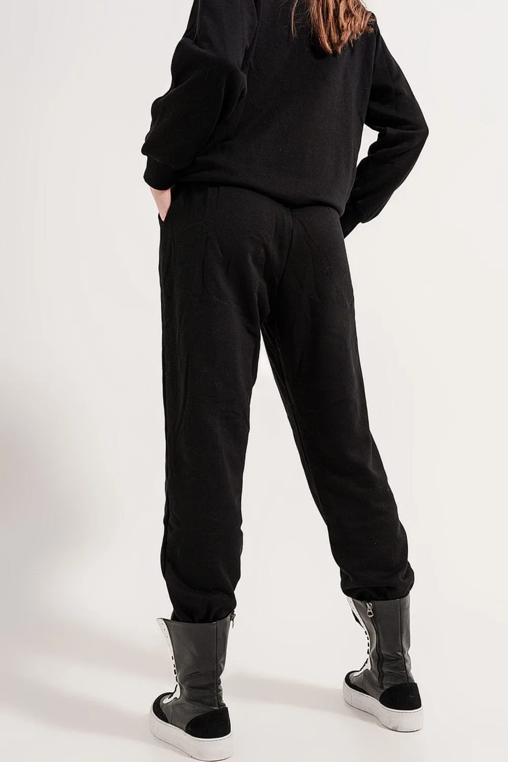 Joggers With Drawstring Waist And Front Seam In Black