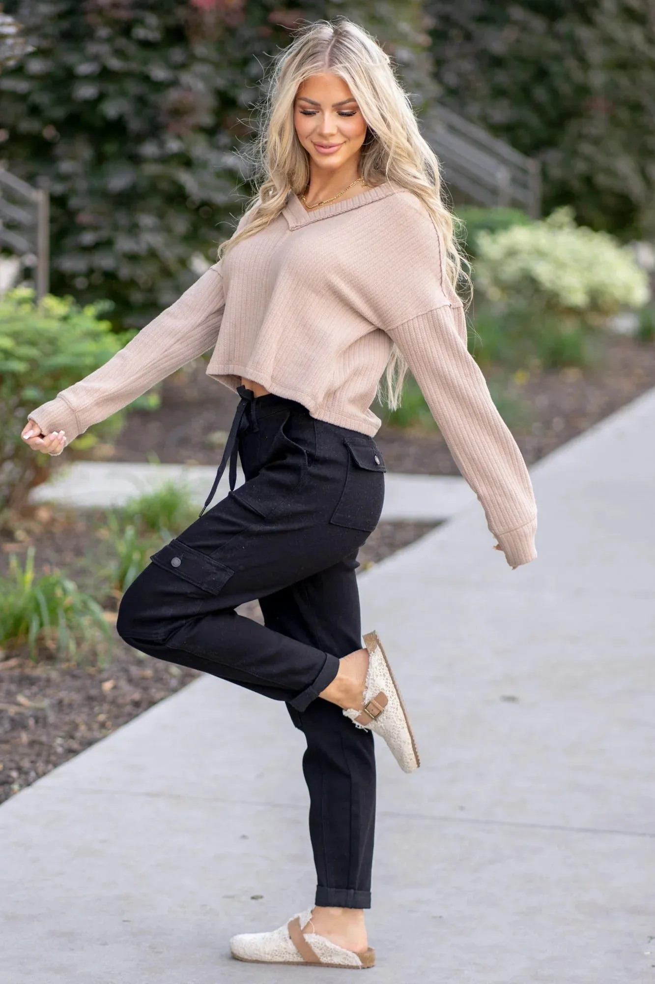 Judy Blue High Waist Cargo Cuff Black Jogger Denim Jeans 88910– sleekdenim.com