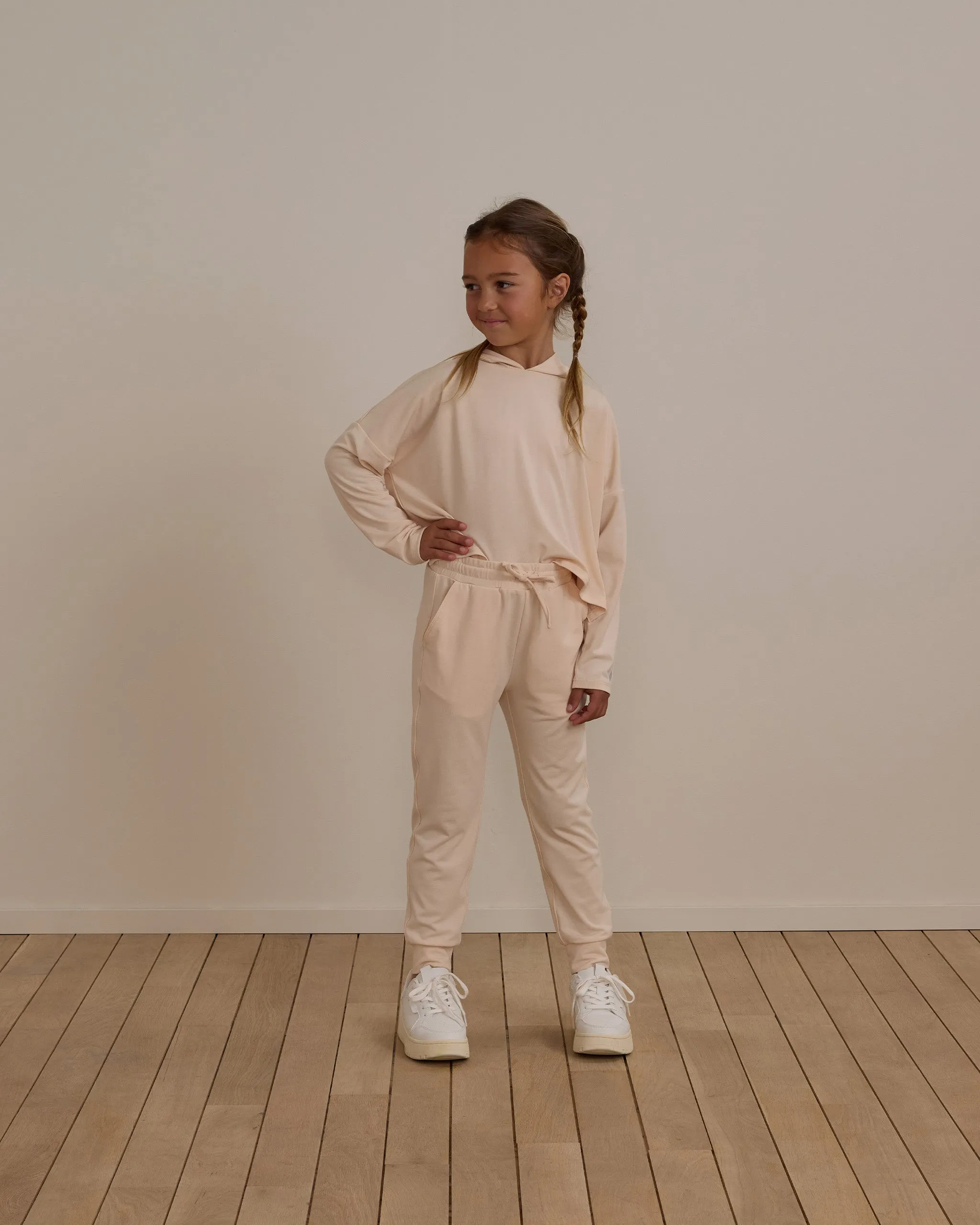 Play by Rylee & Cru Cadence Tech Jogger - Shell