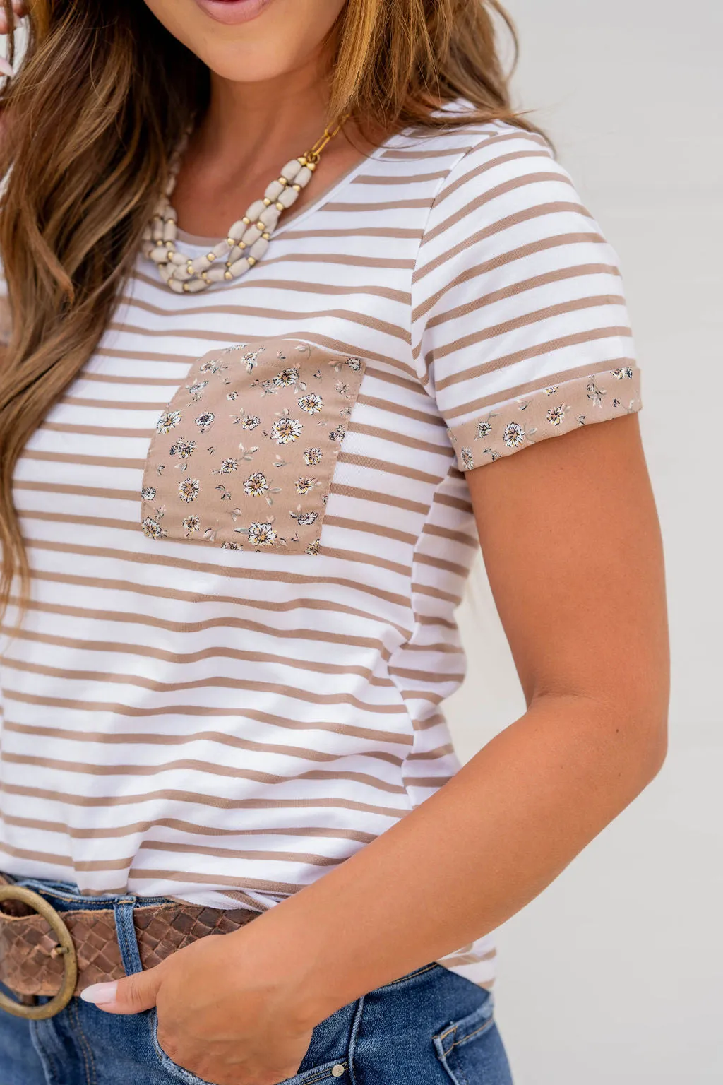 Scattered Daisies Trim Striped Tee