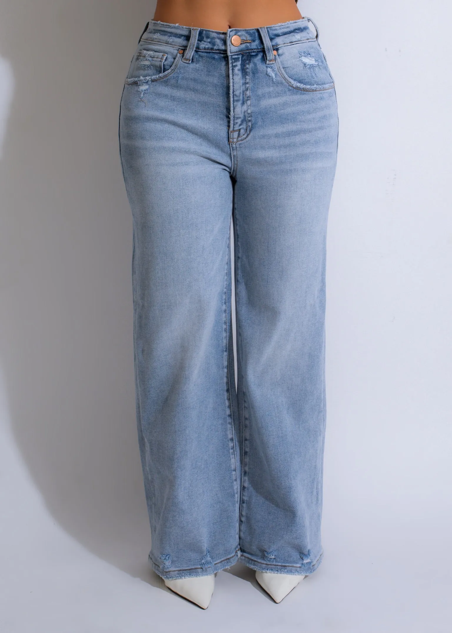 Skyward Dream Distressed Jeans Light Denim