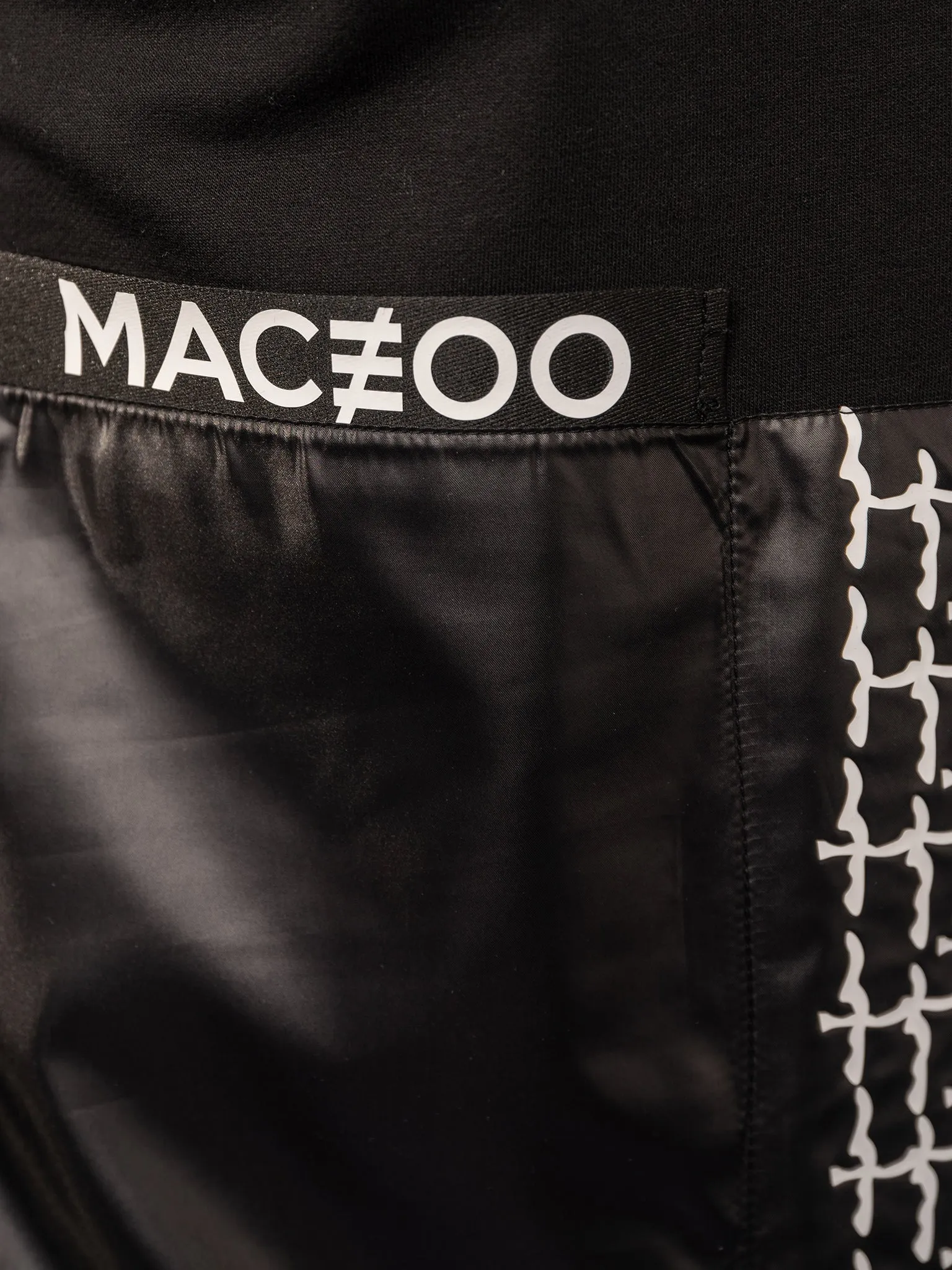 Sweater Static Black